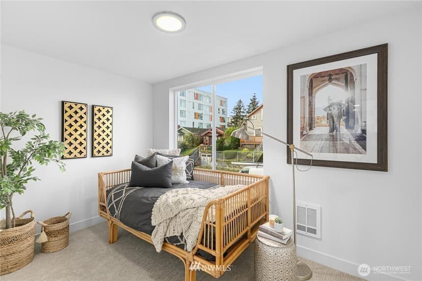 Property photo for 1430 24th Avenue #A, Seattle photo 12