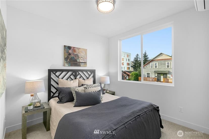 Property photo for 1430 24th Avenue #A, Seattle photo 10