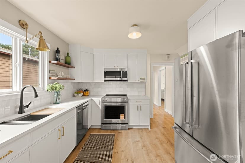 Property photo for 935 NW 61st Street #A, Seattle photo 10