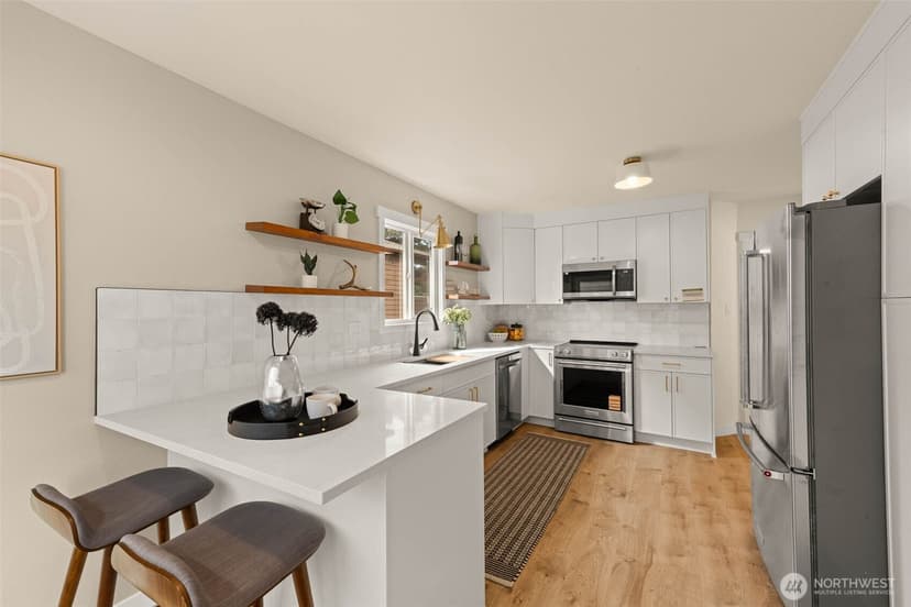 Property photo for 935 NW 61st Street #A, Seattle photo 13