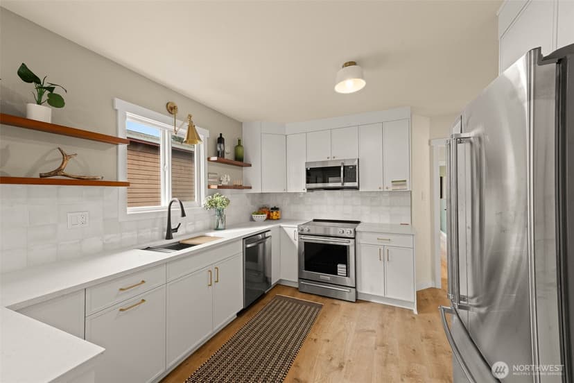 Property photo for 935 NW 61st Street #A, Seattle photo 11