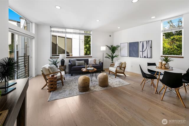 Property photo for 208 16th Avenue #E, Seattle photo 5