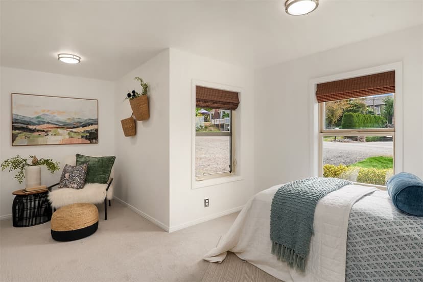 Property photo for 11020 SE 64th Street, Bellevue photo 22