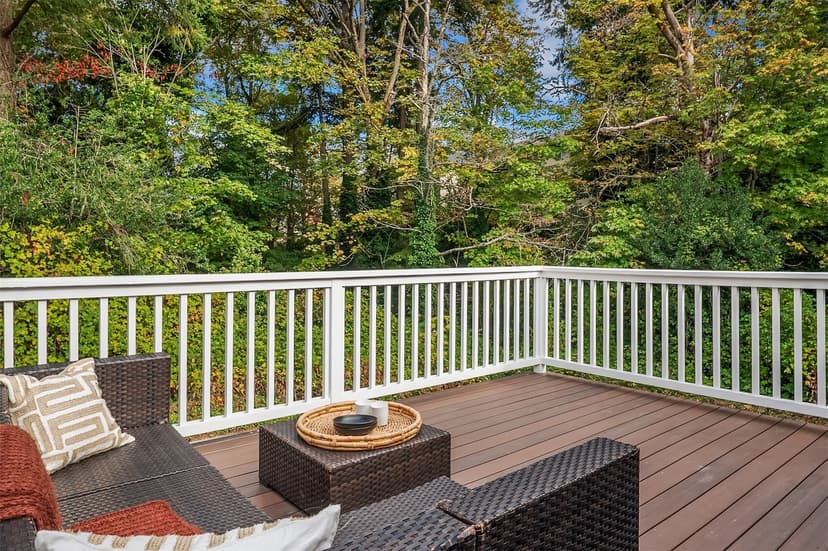 Property photo for 11020 SE 64th Street, Bellevue photo 29