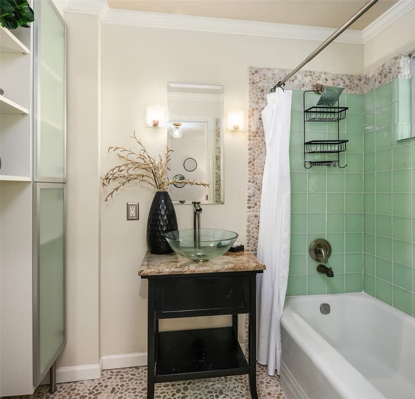 Property photo for 11020 SE 64th Street, Bellevue photo 23