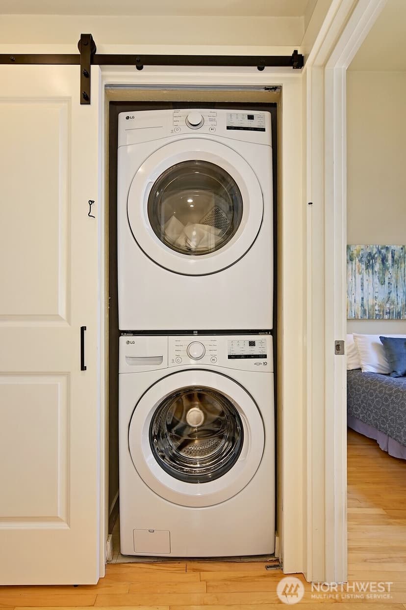 Property photo for 2502 N 50th Street #103, Seattle photo 18