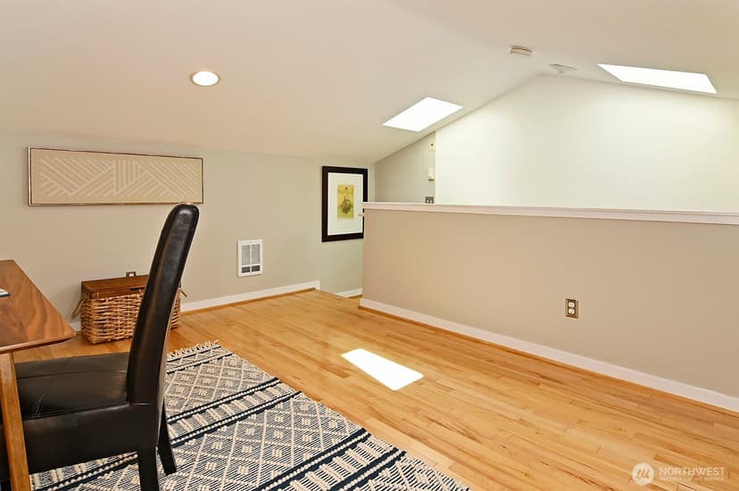 Property photo for 2502 N 50th Street #103, Seattle photo 20