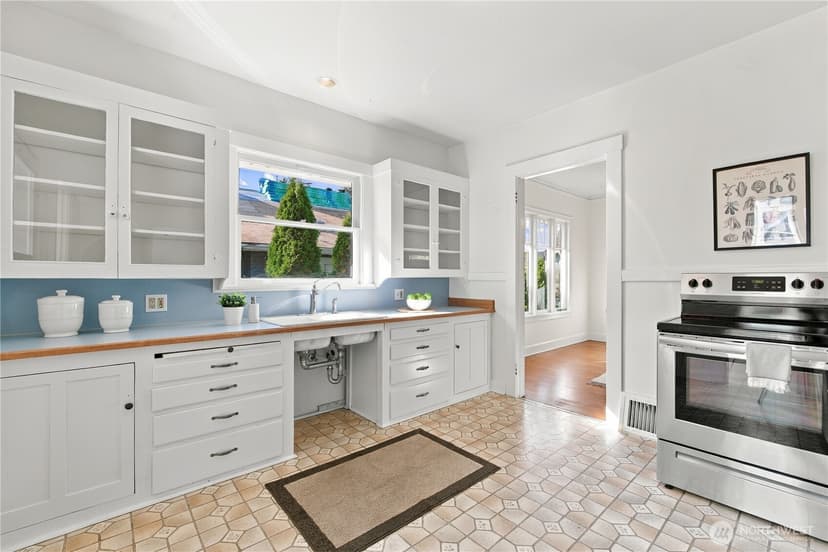 Property photo for 343 NW 74th, Seattle photo 9