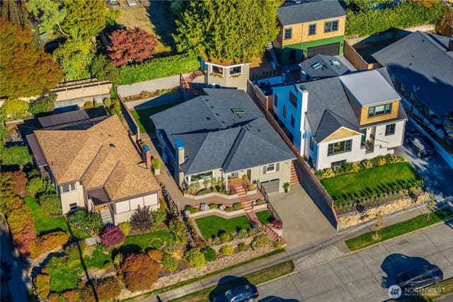 Property photo for 3542 43rd Avenue W, Seattle photo 2