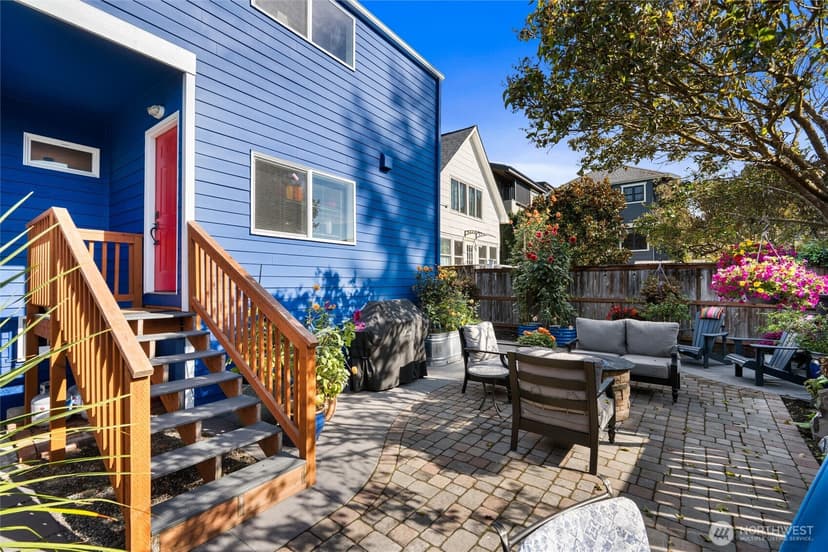 Property photo for 1405 N 41st Street, Seattle photo 12