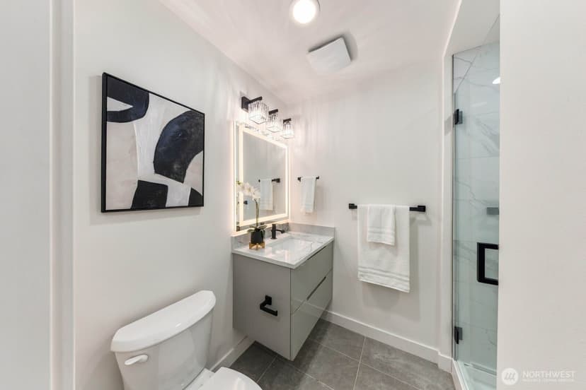 Property photo for 932 Duchess Road #B-3, Bothell photo 6