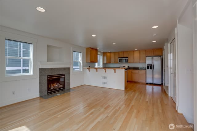 Property photo for 912 NW 85th Street, Seattle photo 3