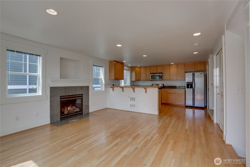 Property photo for 912 NW 85th Street, Seattle photo 3