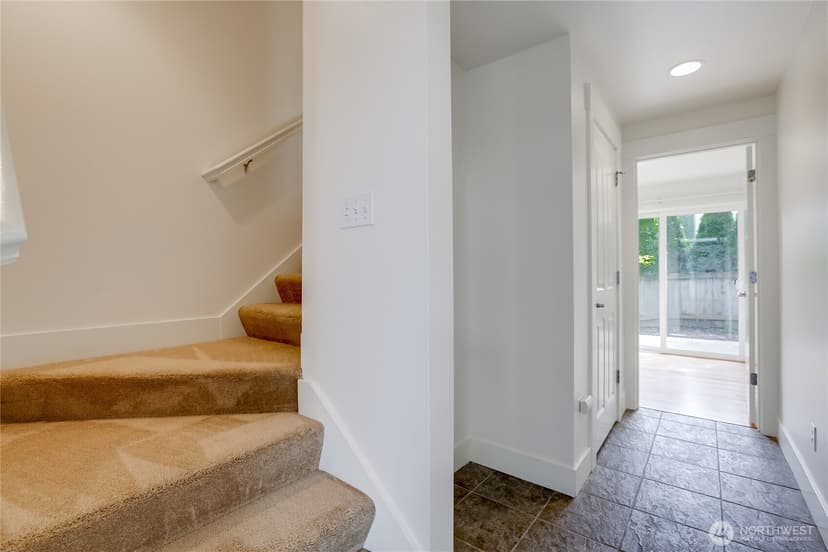 Property photo for 912 NW 85th Street, Seattle photo 14