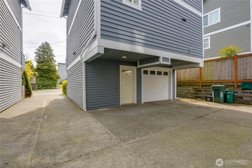 Property photo for 912 NW 85th Street, Seattle photo 2