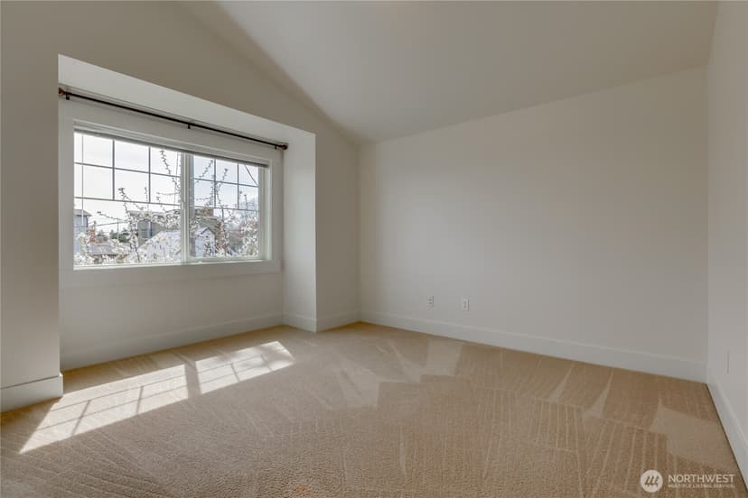 Property photo for 912 NW 85th Street, Seattle photo 11