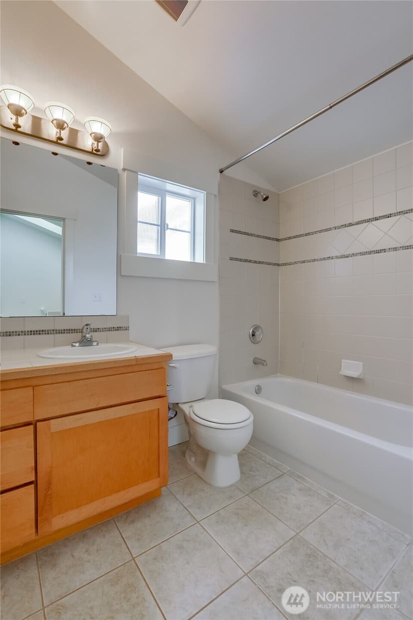 Property photo for 912 NW 85th Street, Seattle photo 10
