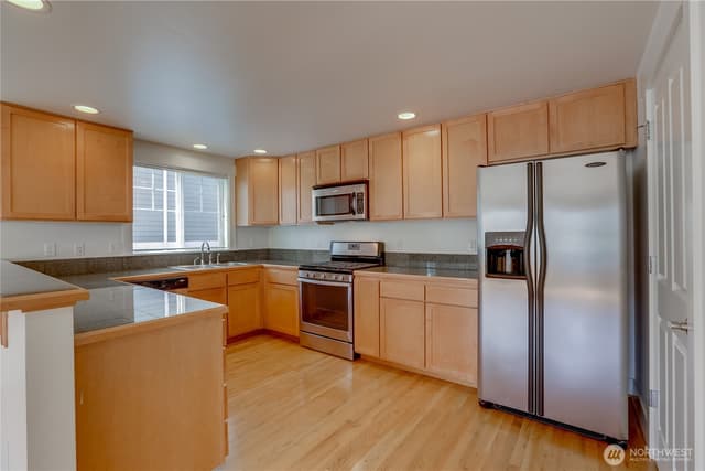 Property photo for 912 NW 85th Street, Seattle photo 4