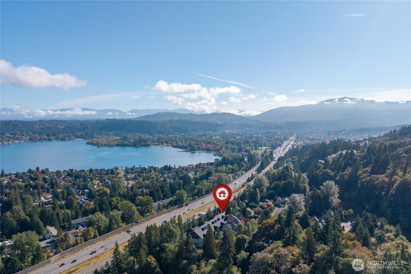 Property photo for 18707 SE Newport Way #410, Issaquah photo 18