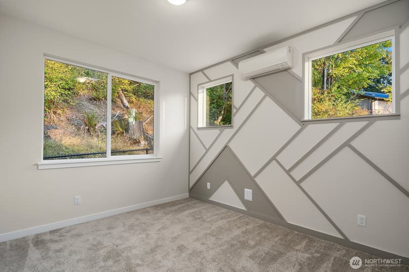 Property photo for 4004 Aberdeen Way NE, Renton photo 28