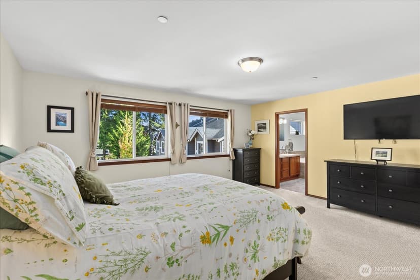 Property photo for 12505 28th Avenue W, Everett photo 15