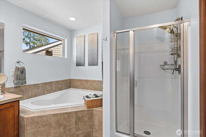 Property photo for 12505 28th Avenue W, Everett photo 19
