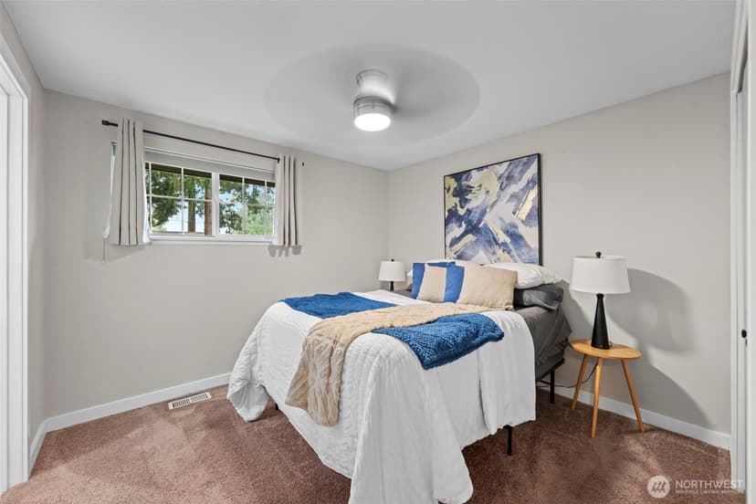 Property photo for 5830 176th Street SW, Lynnwood photo 13