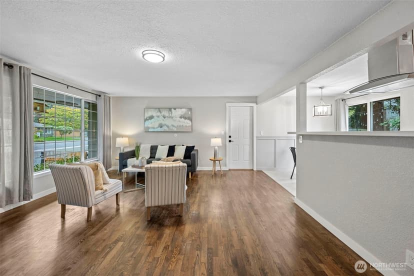 Property photo for 5830 176th Street SW, Lynnwood photo 6