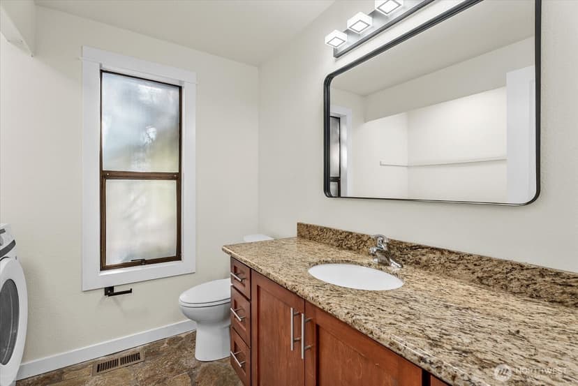 Property photo for 8543 Avondale Road NE, Redmond photo 34