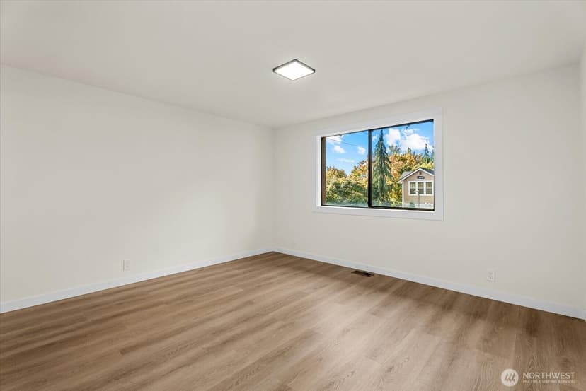 Property photo for 8543 Avondale Road NE, Redmond photo 20