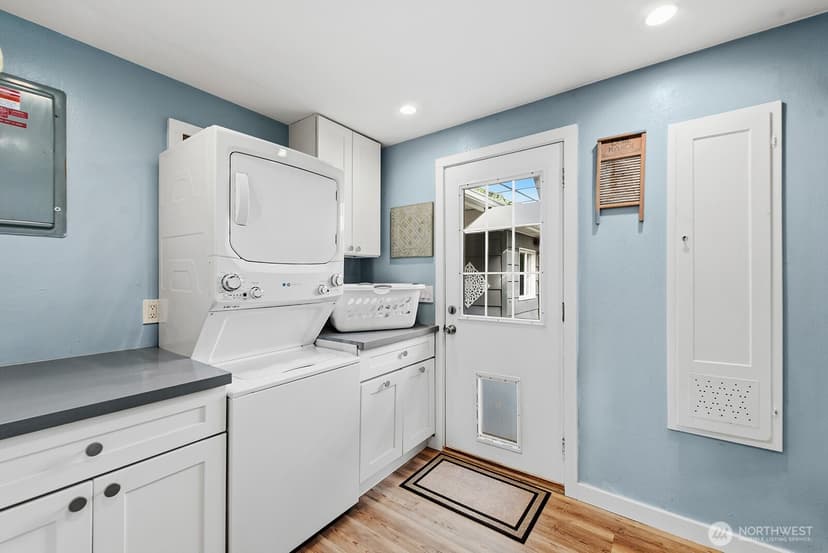 Property photo for 3604 SW Thistle Street, Seattle photo 12