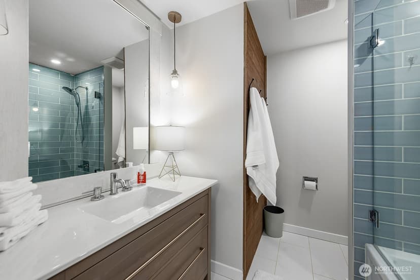Property photo for 3604 SW Thistle Street, Seattle photo 17