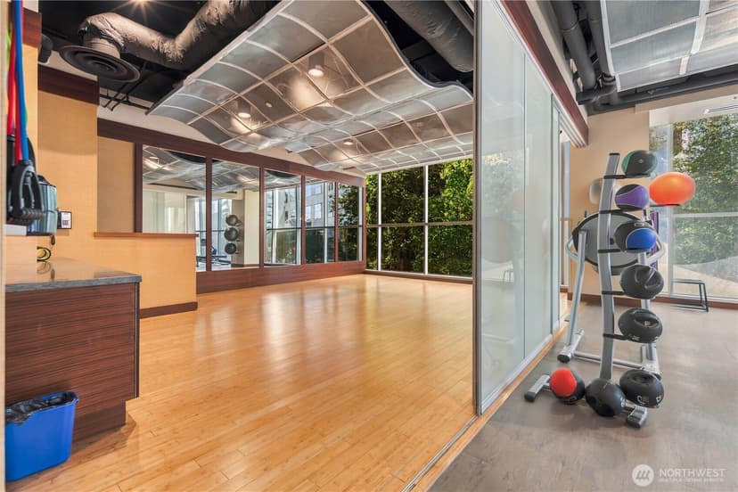 Property photo for 737 Olive Way #2607, Seattle photo 35