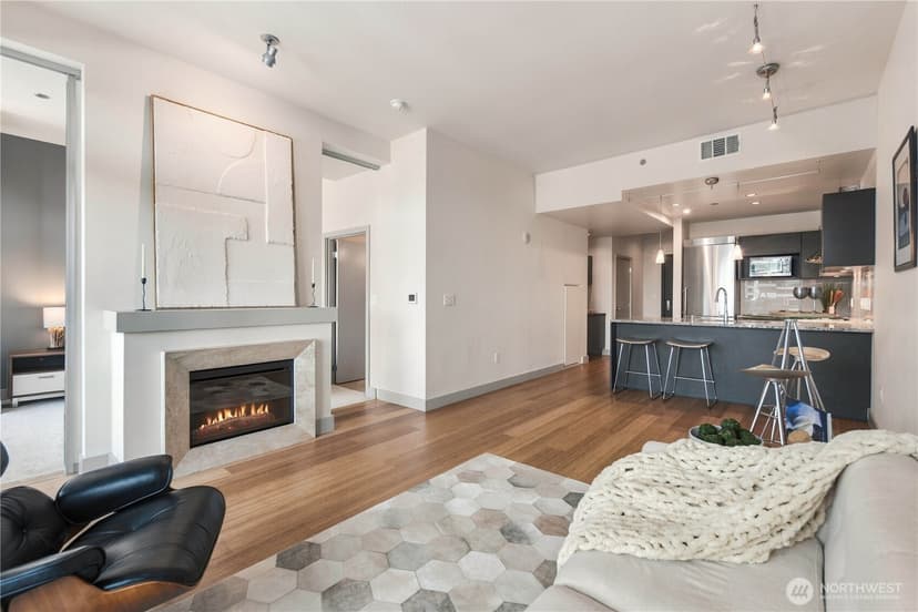 Property photo for 737 Olive Way #2607, Seattle photo 13