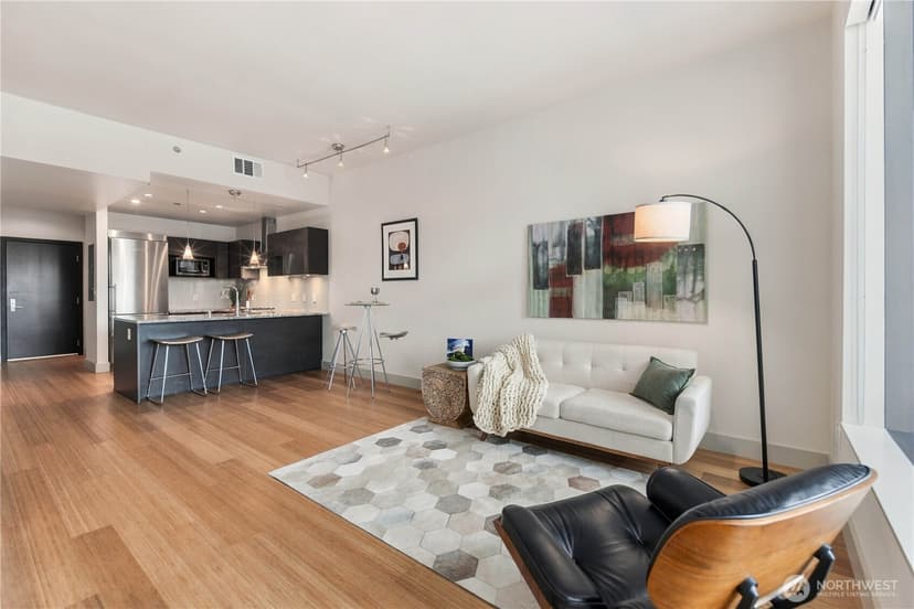 Property photo for 737 Olive Way #2607, Seattle photo 14