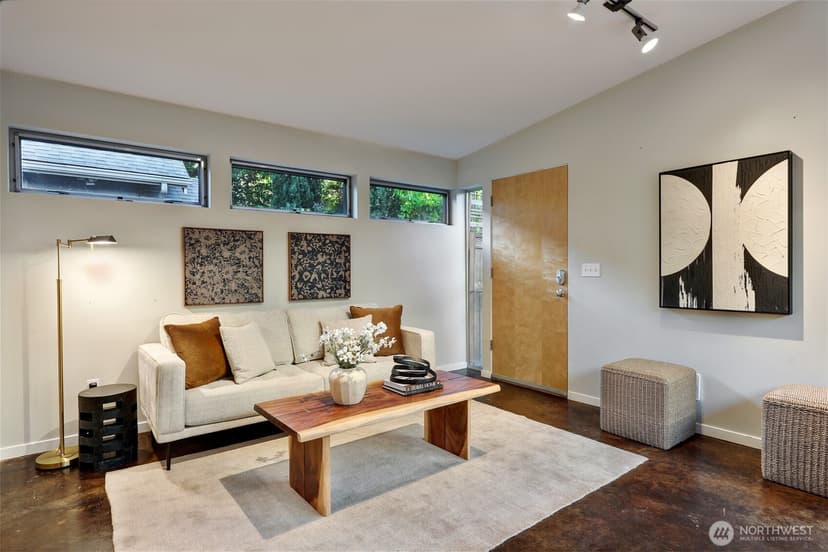 Property photo for 5507 12th Avenue NE, Seattle photo 36