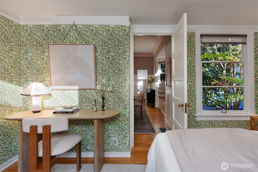 Property photo for 5507 12th Avenue NE, Seattle photo 14