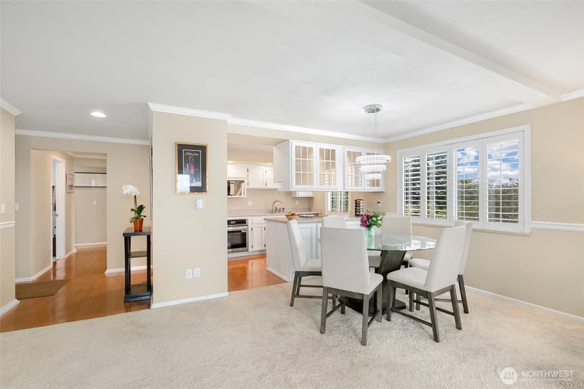 Property photo for 317 Kennebeck Avenue S #204, Kent photo 6