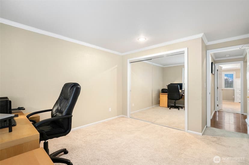 Property photo for 317 Kennebeck Avenue S #204, Kent photo 19