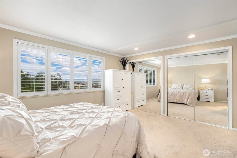 Property photo for 317 Kennebeck Avenue S #204, Kent photo 13