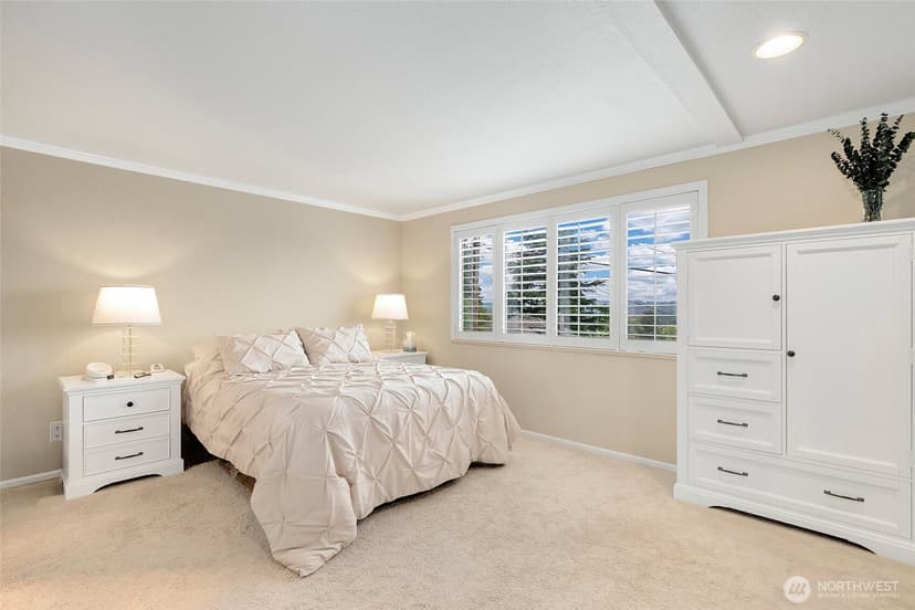 Property photo for 317 Kennebeck Avenue S #204, Kent photo 14