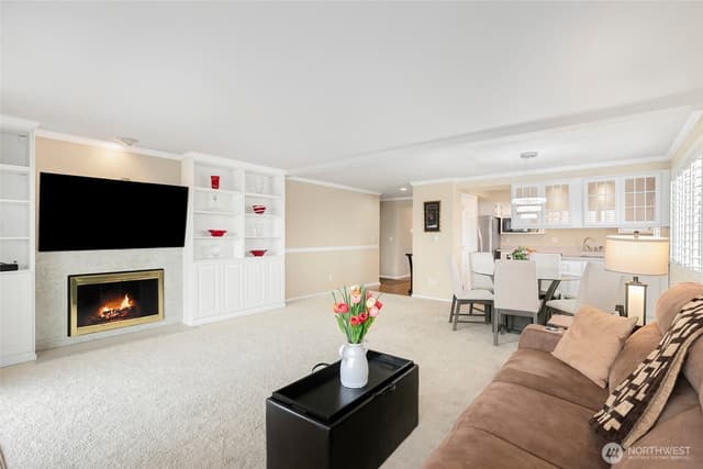Property photo for 317 Kennebeck Avenue S #204, Kent photo 4