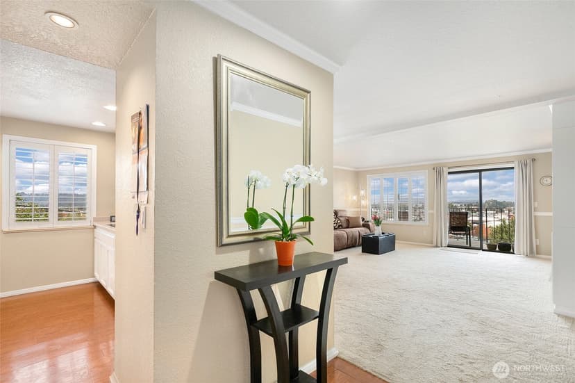Property photo for 317 Kennebeck Avenue S #204, Kent photo 8