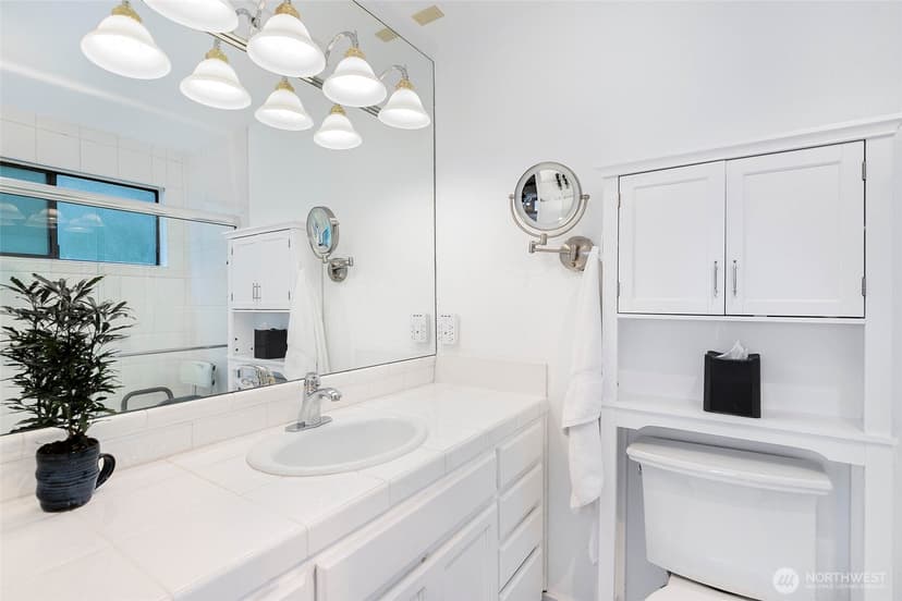Property photo for 317 Kennebeck Avenue S #204, Kent photo 16