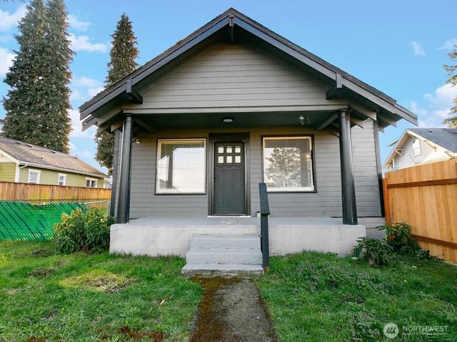 Property photo for 3331 S Alaska St, Tacoma