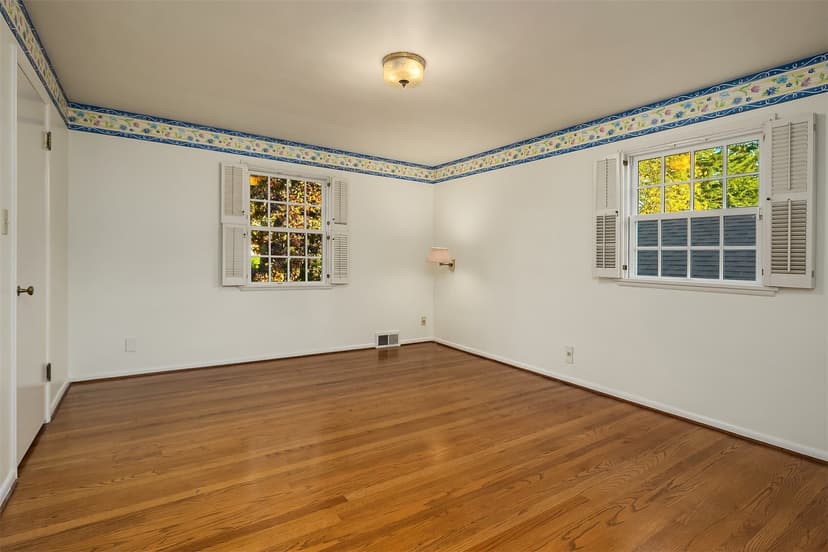 Property photo for 5209 55th Avenue NE, Seattle photo 21