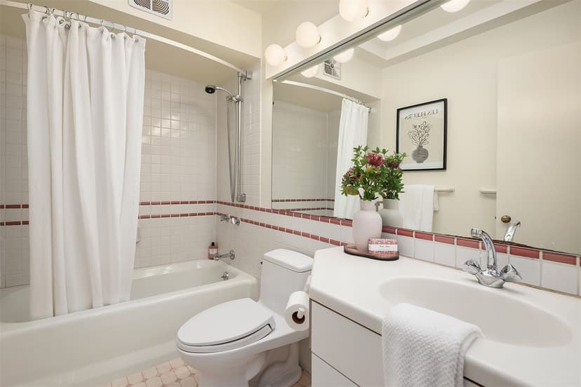 Property photo for 5209 55th Avenue NE, Seattle photo 22