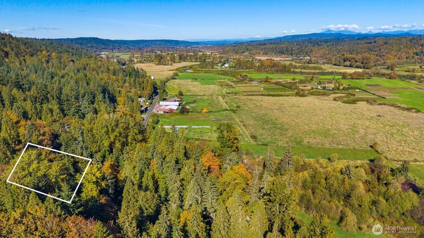 Property photo for 8801 W Snoqualmie Valley Road NE, Carnation photo 6