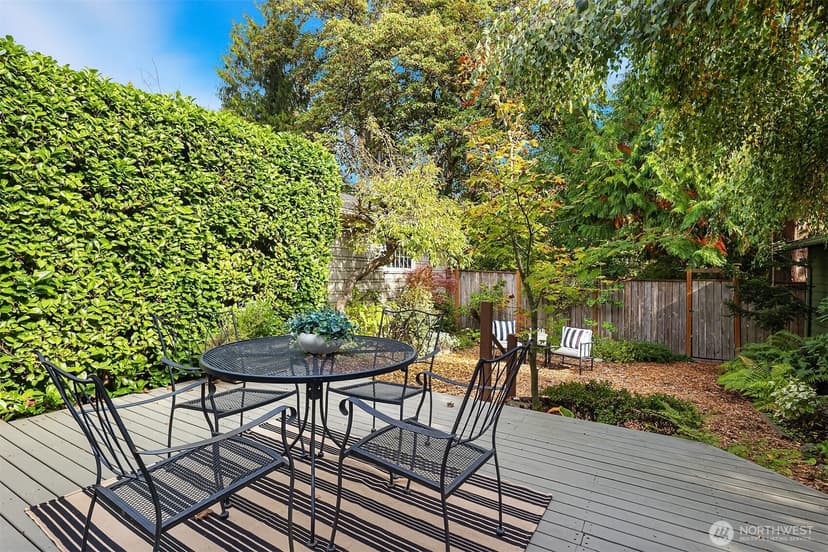 Property photo for 1960 26th Avenue E, Seattle photo 24