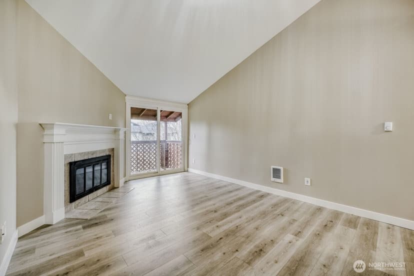 Property photo for 3402 I Street NE #H202, Auburn photo 3